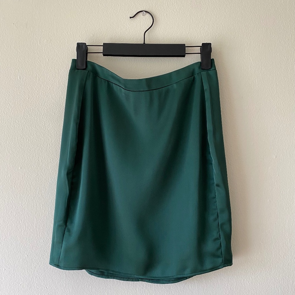 Sincerely Jules Green Skirt Size M